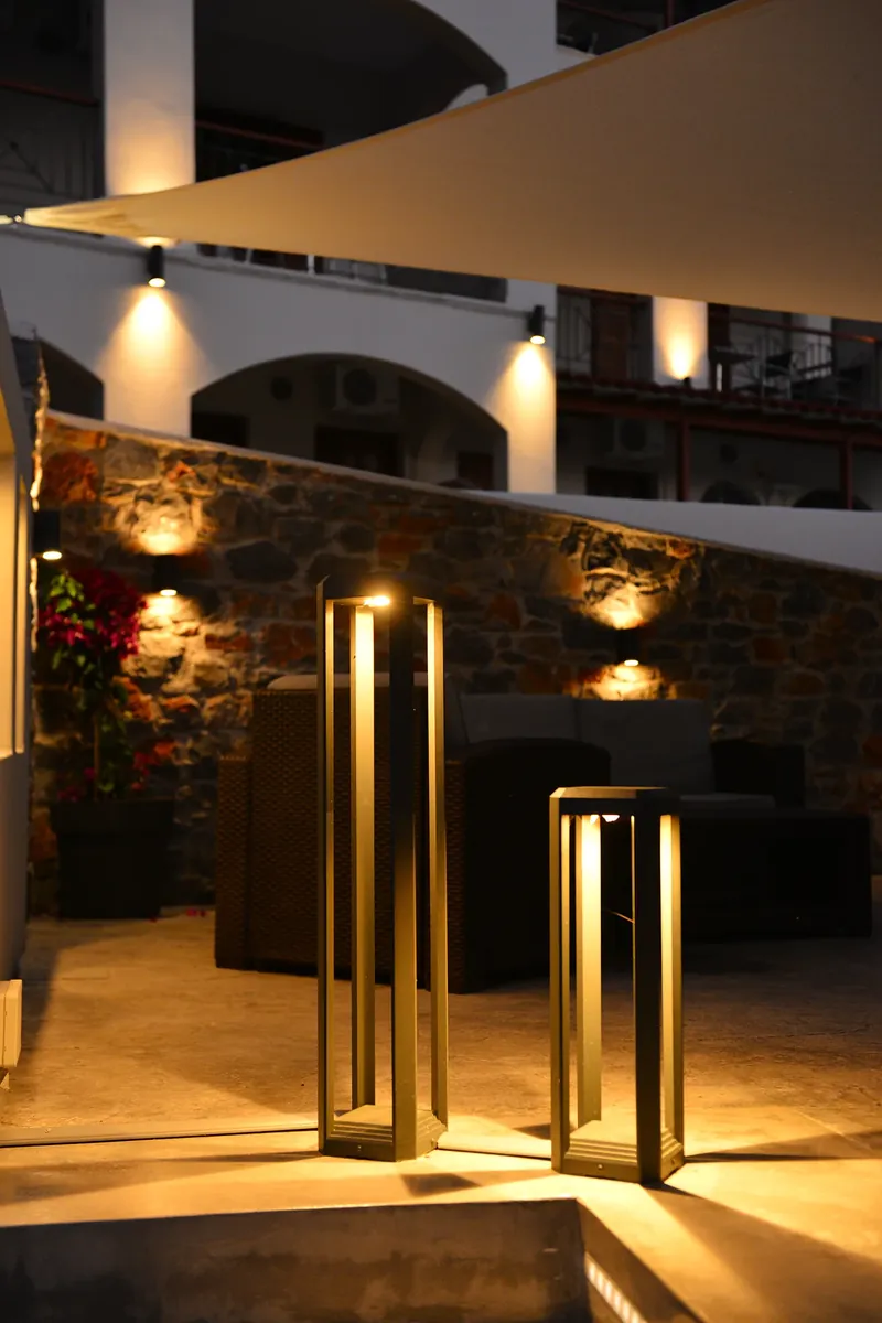 Φανάρια δαπέδου στο lounge